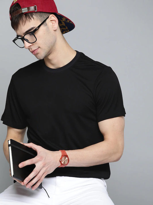 Round Neck Black T-shirt – Unisex | 100% Cotton | Ideal for Bulk Custom Orders